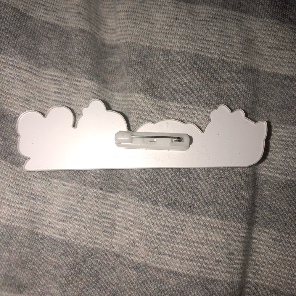 Hello Kitty & Friends Pin ❌FIRM PRICE❌ - Picture 4 of 4